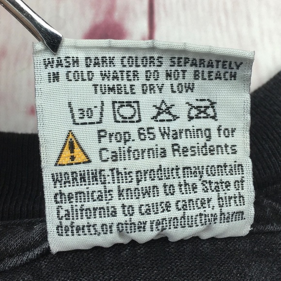 ➡️2020 Los Angeles Lakers Champions Tee #23 James Size Medium - Picture 9 of 10